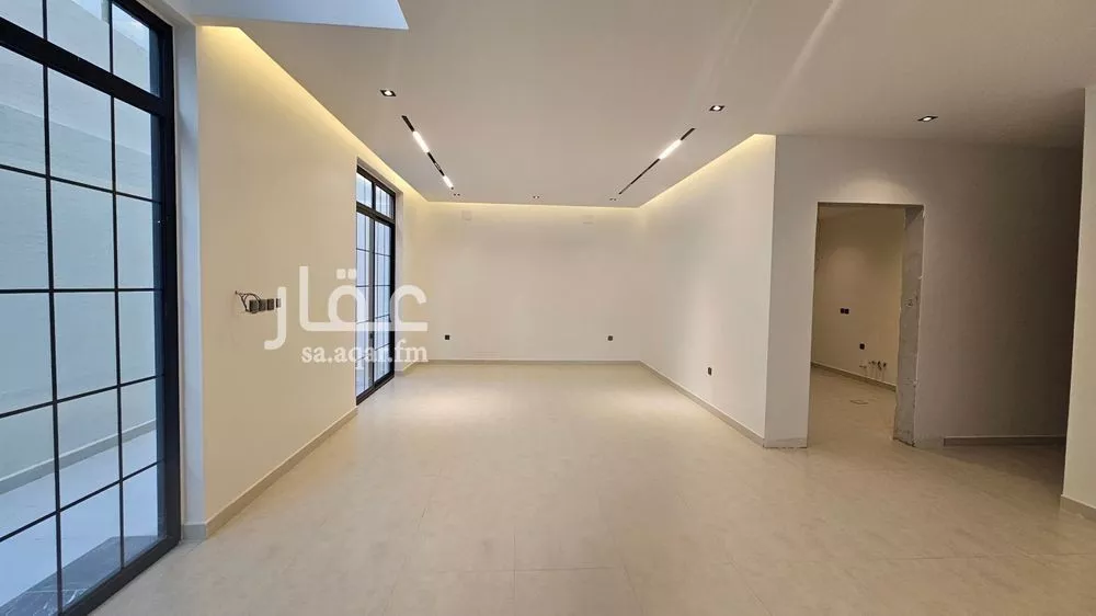 4 bedroom villa in Al Farouq 6