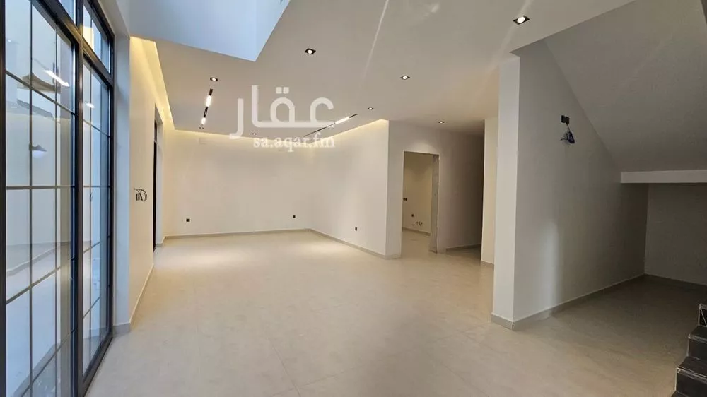 4 bedroom villa in Al Farouq 9