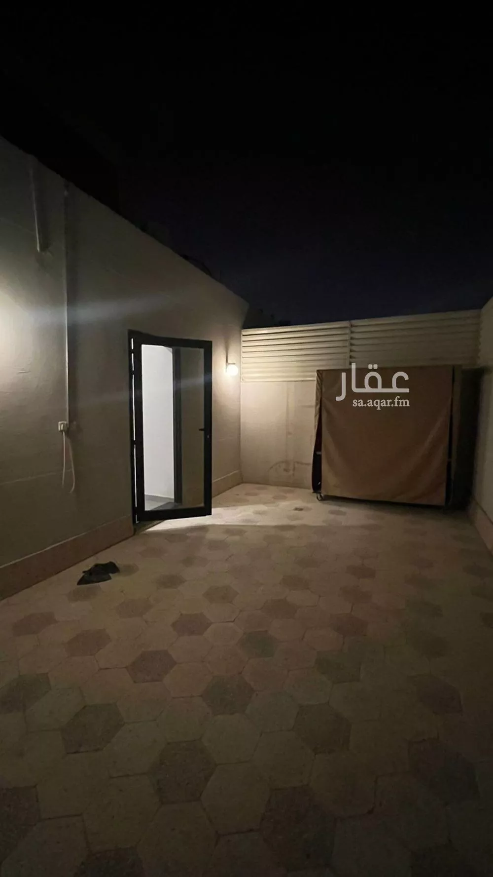فيلا 4 غرف في العارض 16