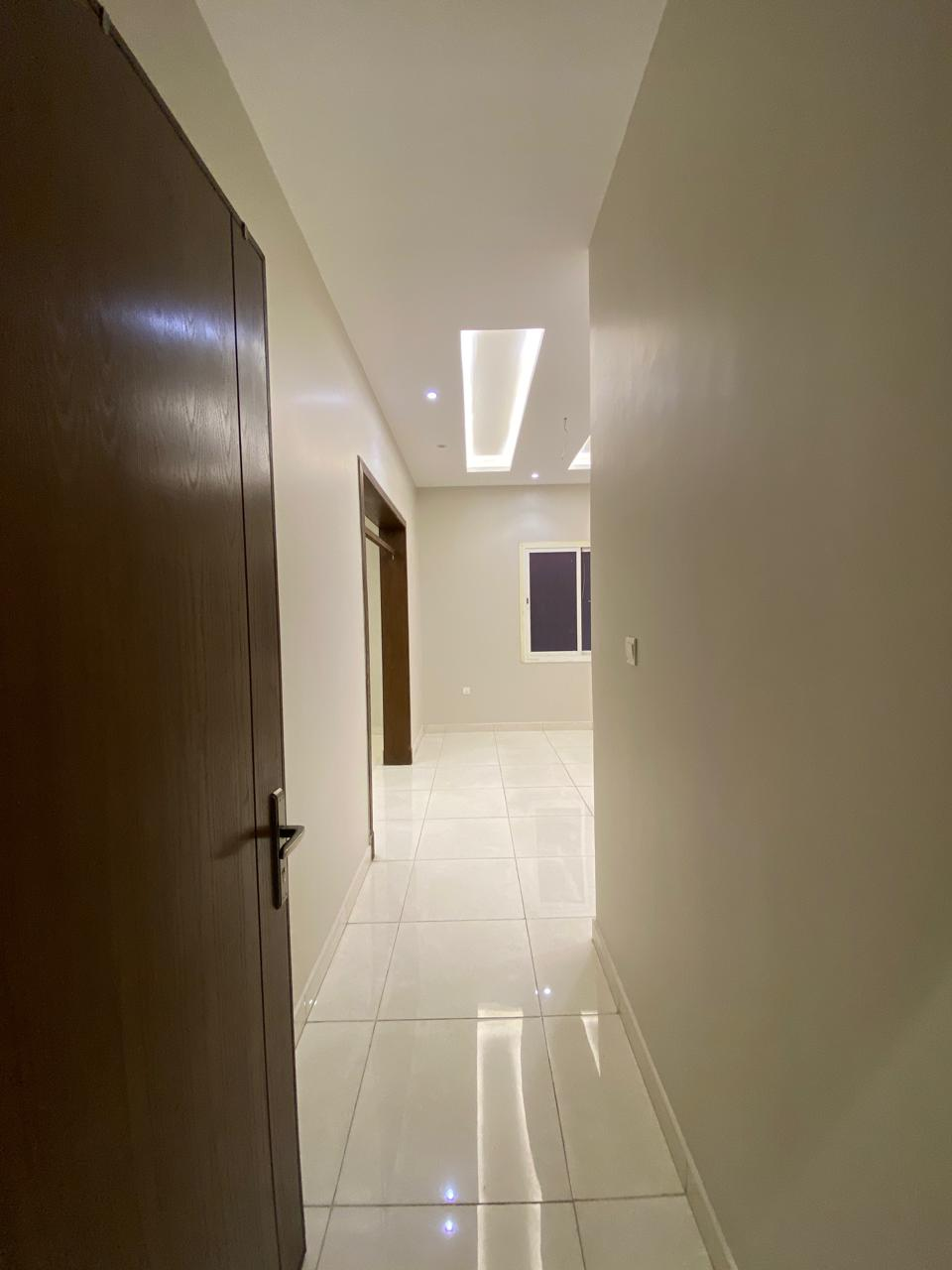 4 bedroom apartment in Al Wurud, Jeddah 6