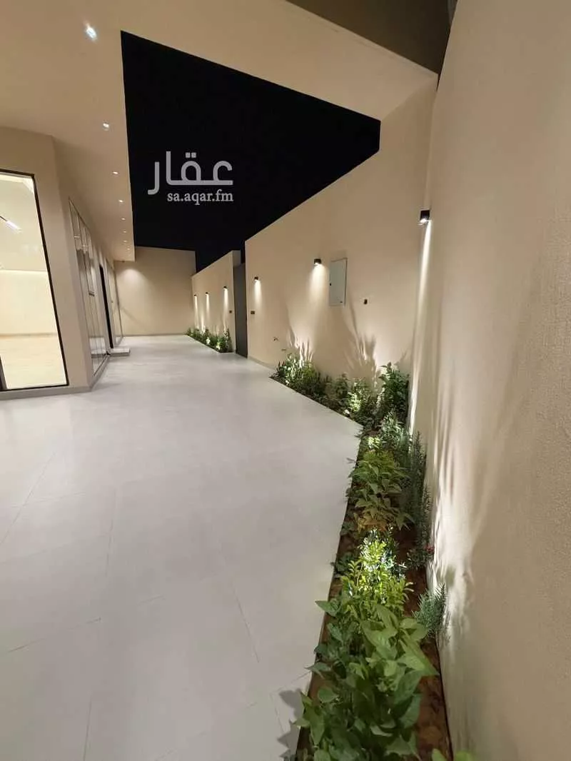 5 bedroom villa in Al Narjis 2