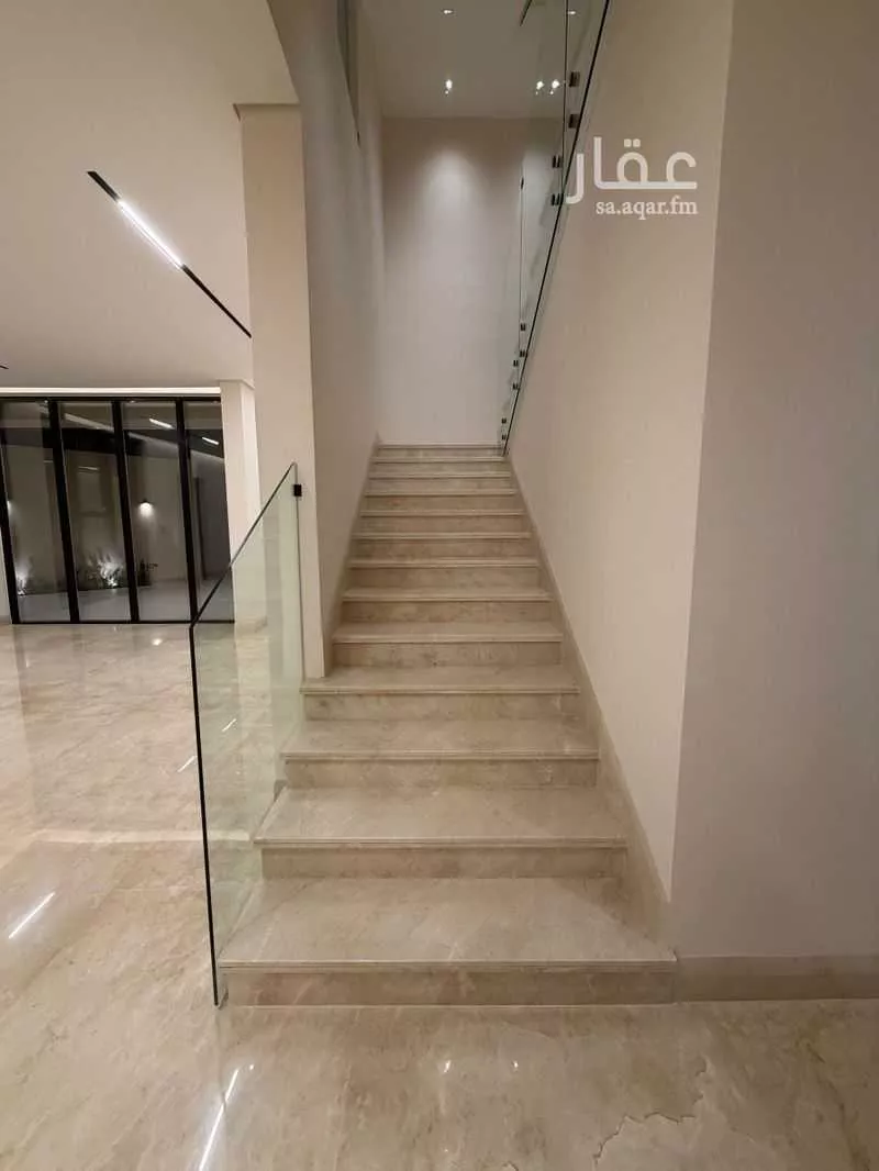 5 bedroom villa in Al Narjis 4