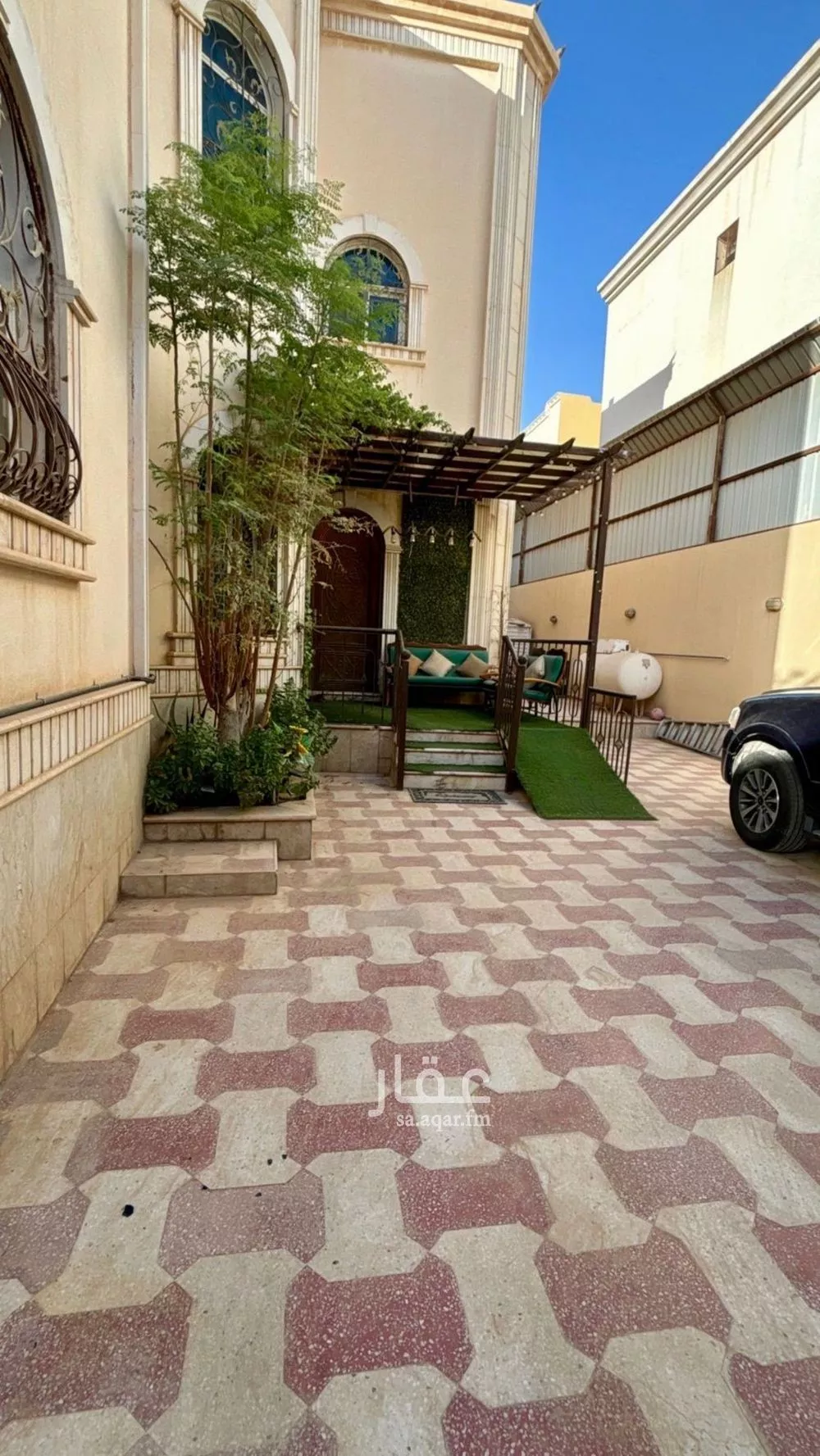 10 bedroom villa in Al Rawdah 16