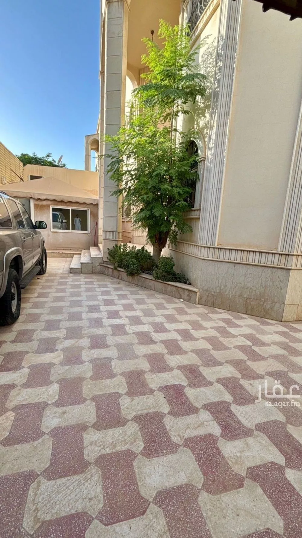 10 bedroom villa in Al Rawdah 9