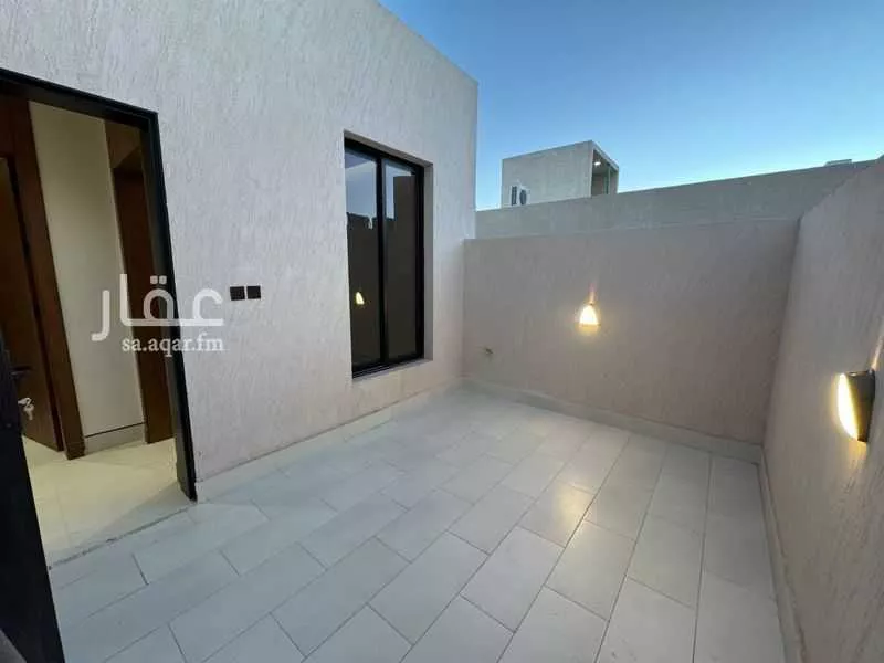 5 bedroom villa in Al Narjis 25