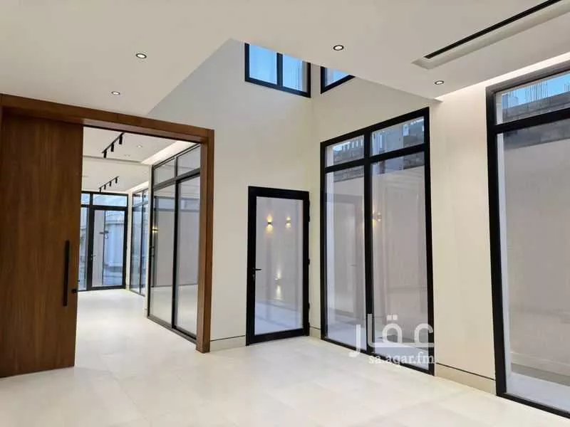 5 bedroom villa in Al Narjis 6