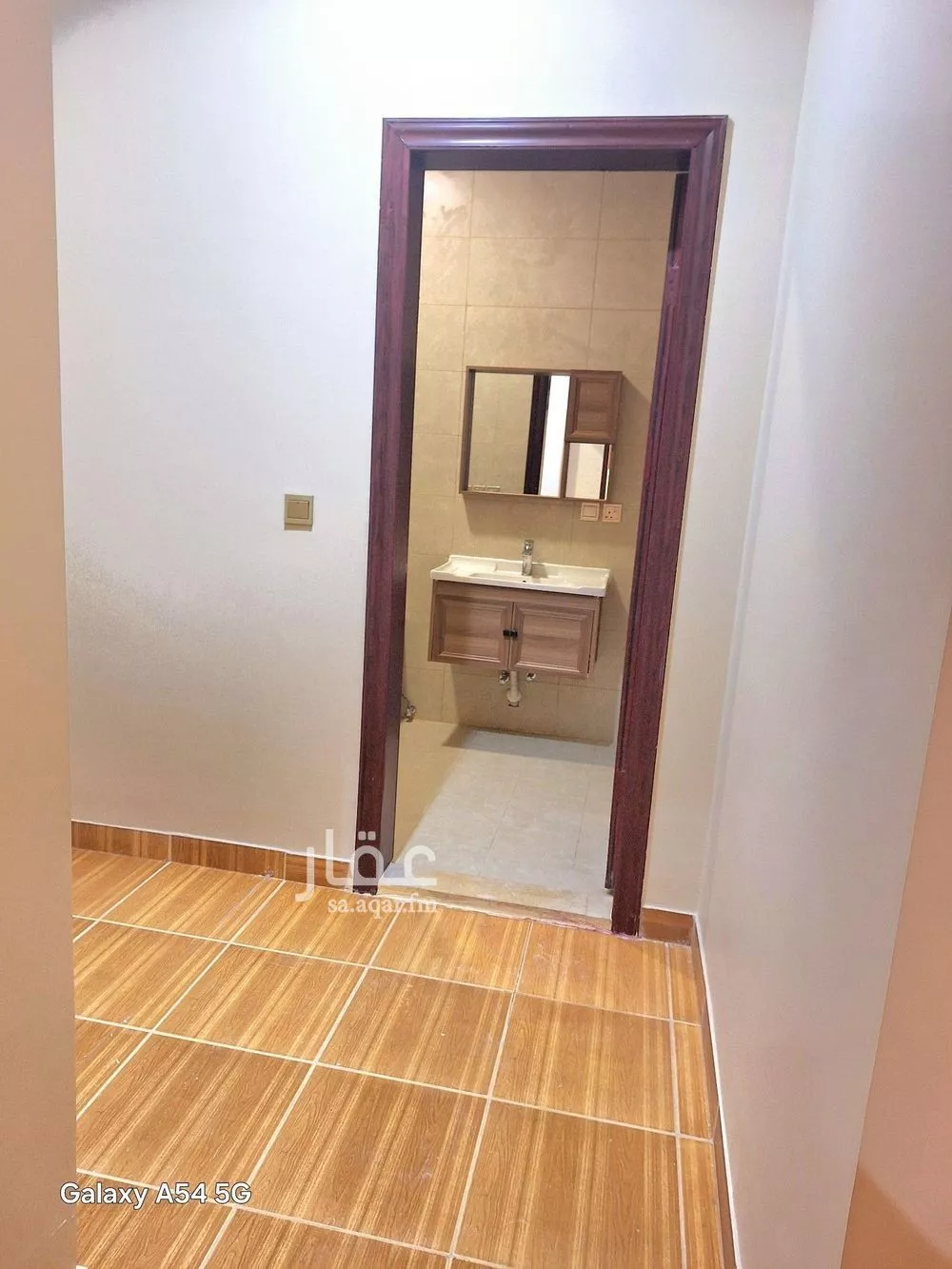 3 bedroom apartment in Al Yasmin 5