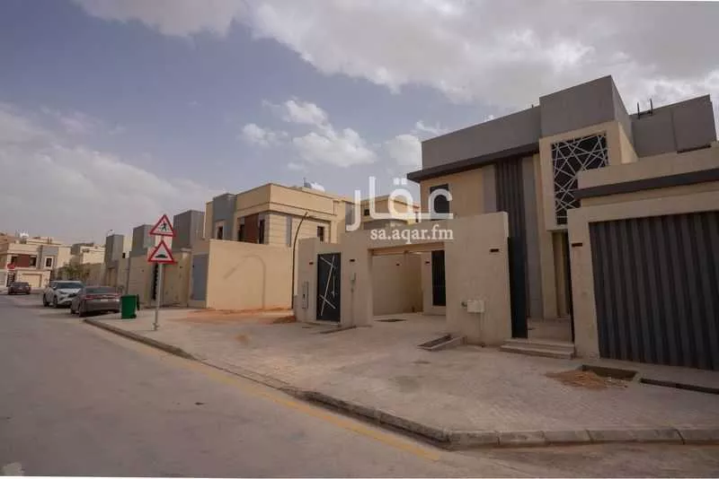 فيلا 4 غرف في الجنادرية 2