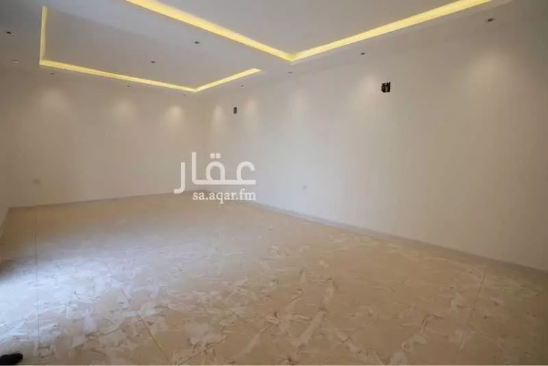 فيلا 4 غرف في الجنادرية 8