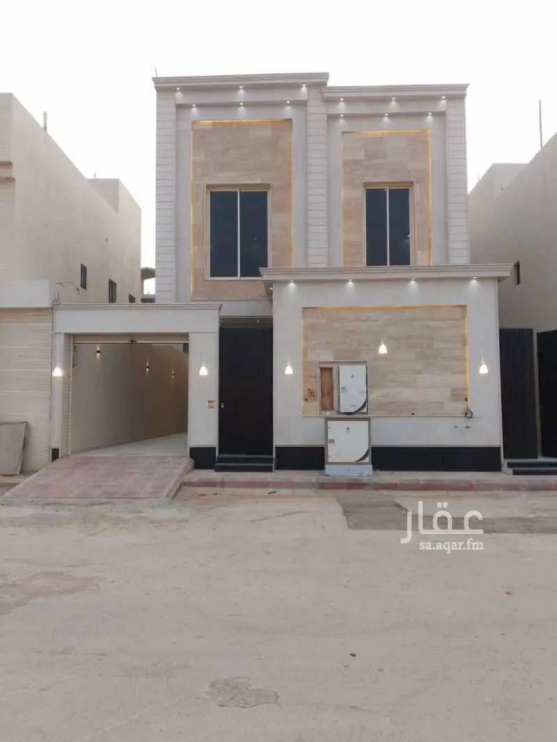 8 bedroom apartment in Al Janadriyah 2