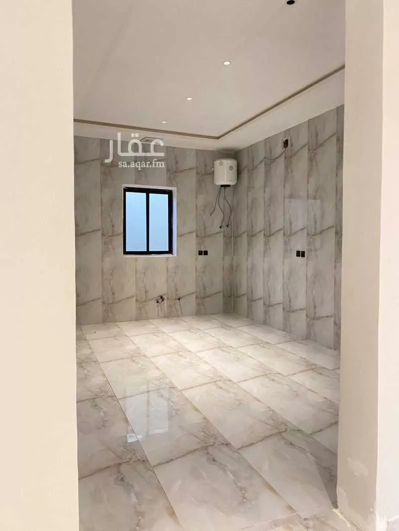5 bedroom villa in Al Janadriyah 3