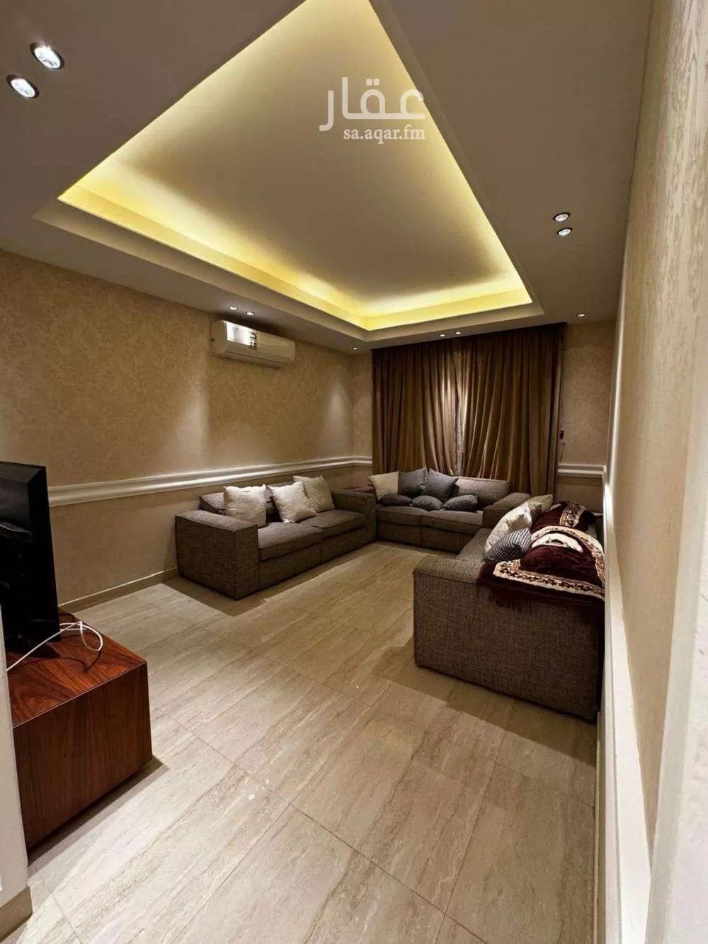 3 bedroom apartment in Al Qairawan 13