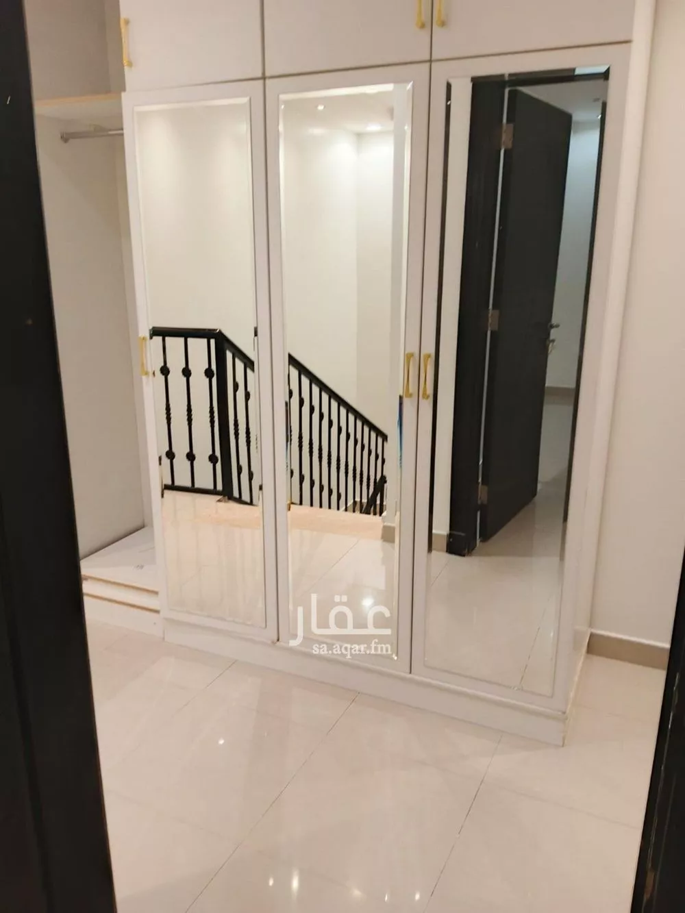 4 bedroom floor in Al Yasmin 8