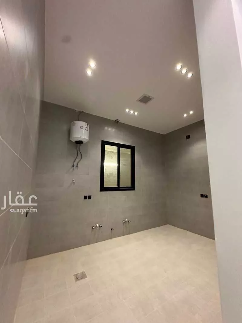 فيلا 5 غرف في الجنادرية 9