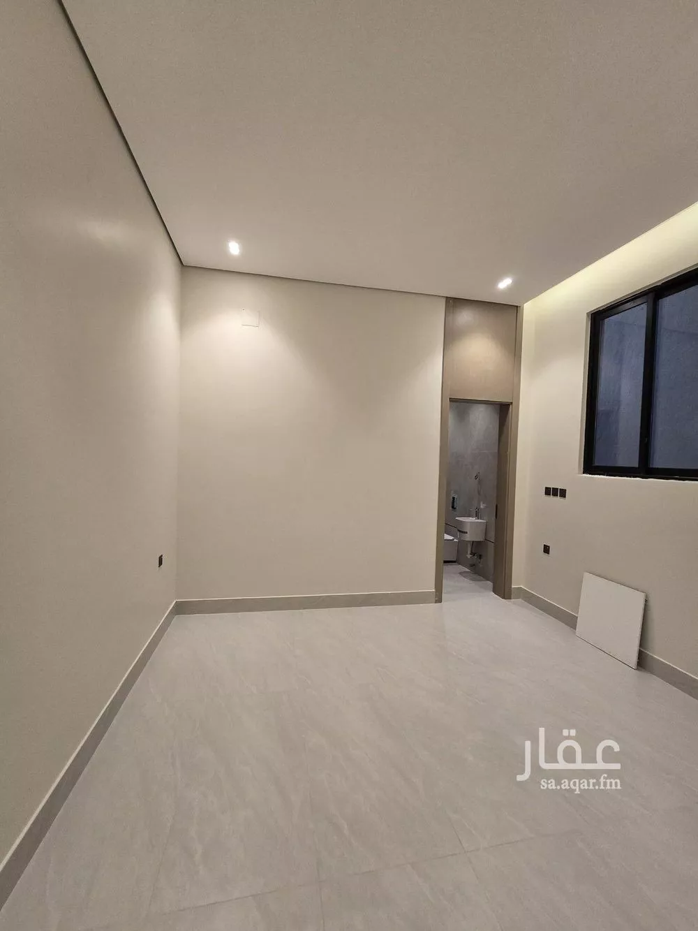 8 bedroom villa in Al Yarmouk 4