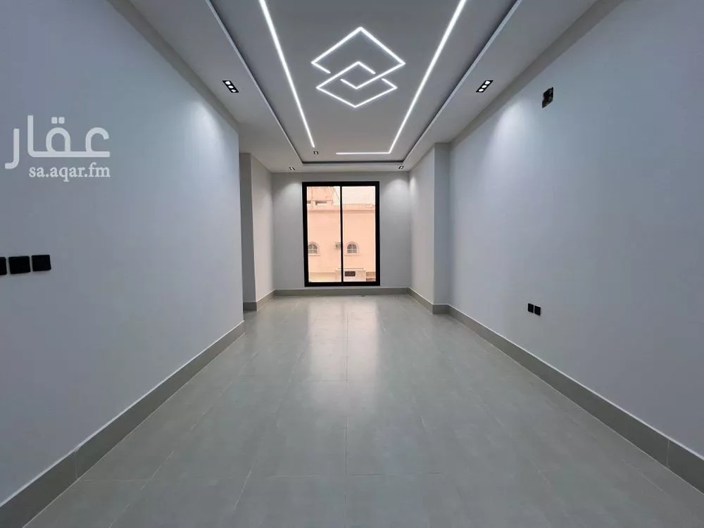 6 bedroom villa in Al Uraija Al Gharbiyah 9