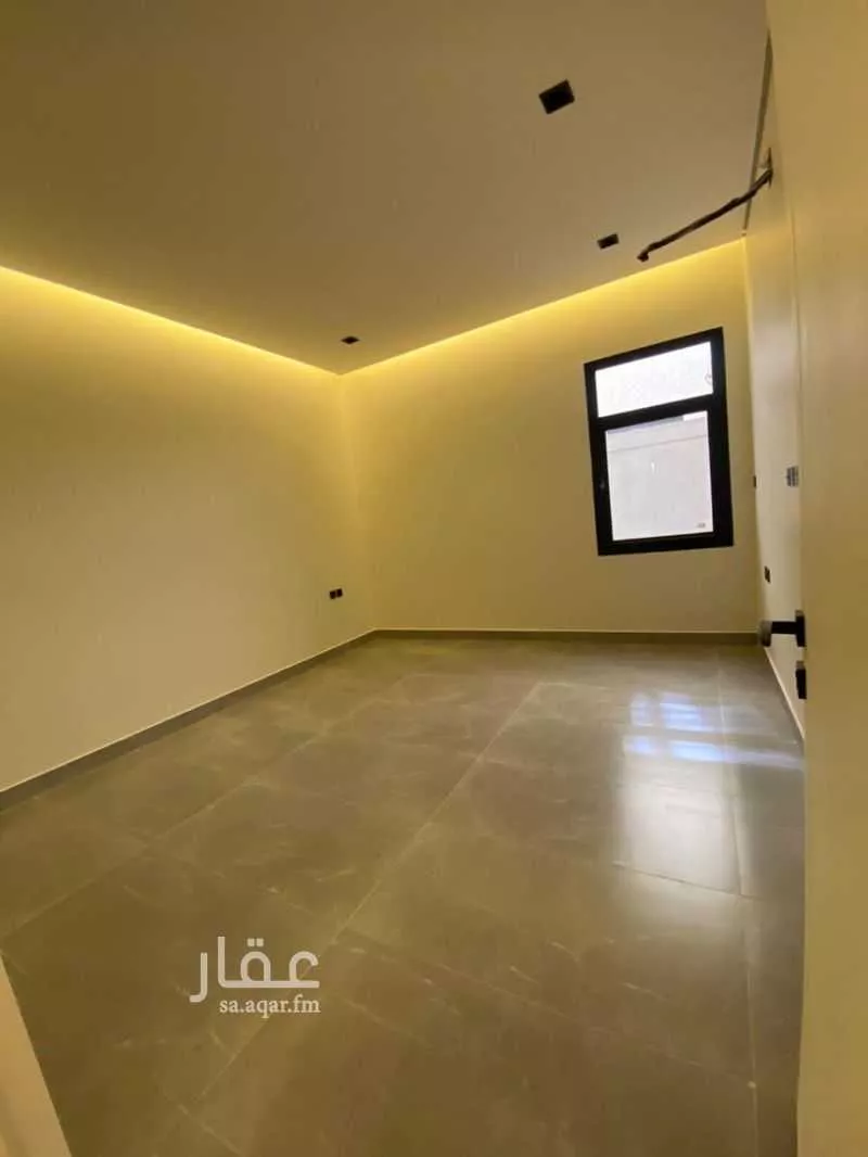 فيلا 4 غرف في العارض 6