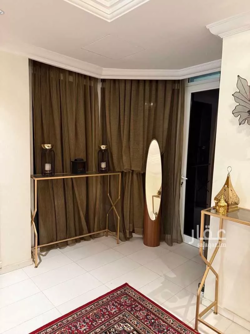 6 bedroom villa in Al Nakheel 13