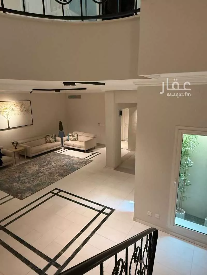 6 bedroom villa in Al Nakheel 14
