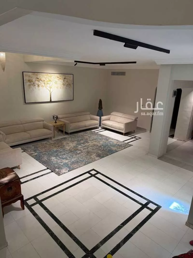 6 bedroom villa in Al Nakheel 20