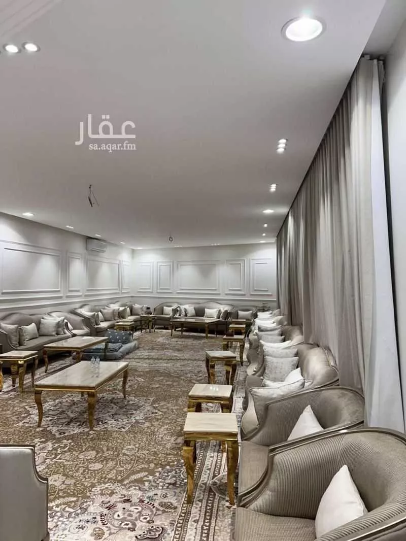 فيلا 8 غرف في الرمال 9