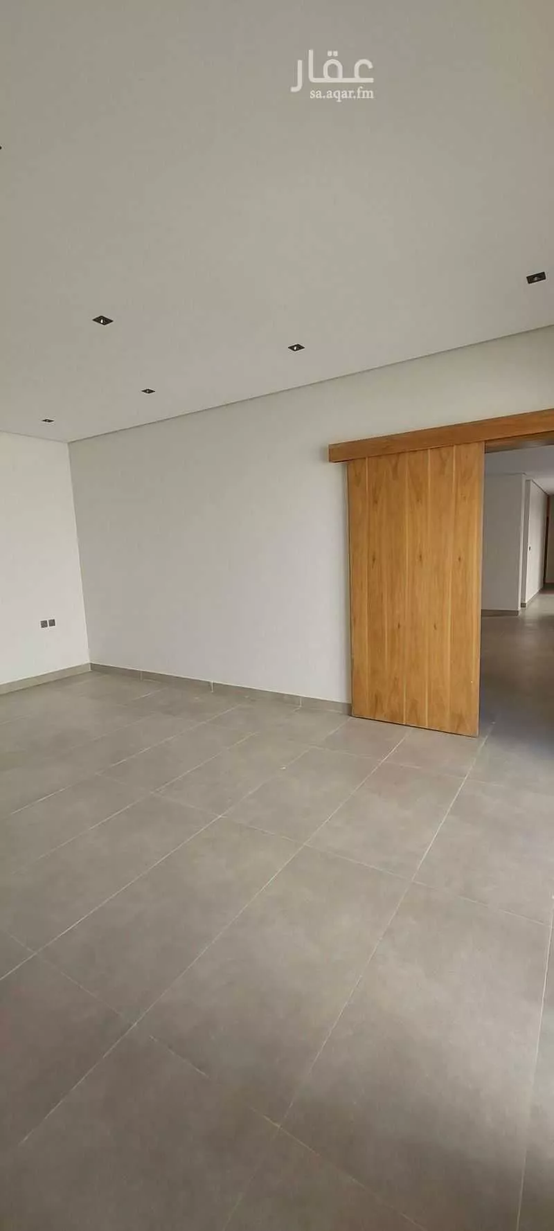 6 bedroom villa in Al Mahdiyyah 2