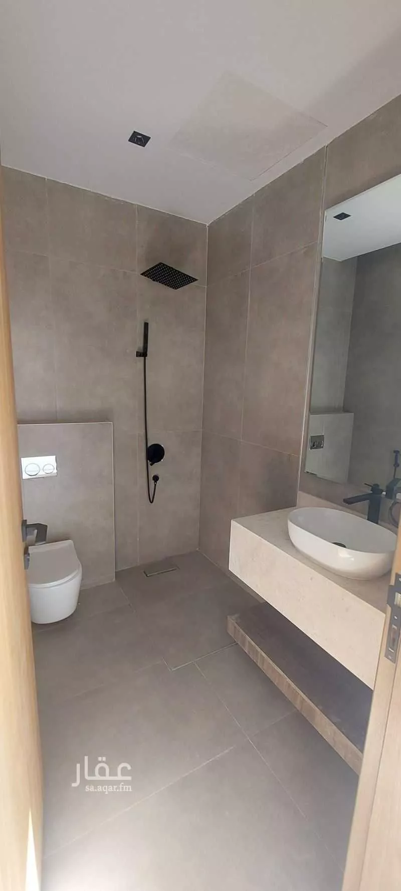 6 bedroom villa in Al Mahdiyyah 10