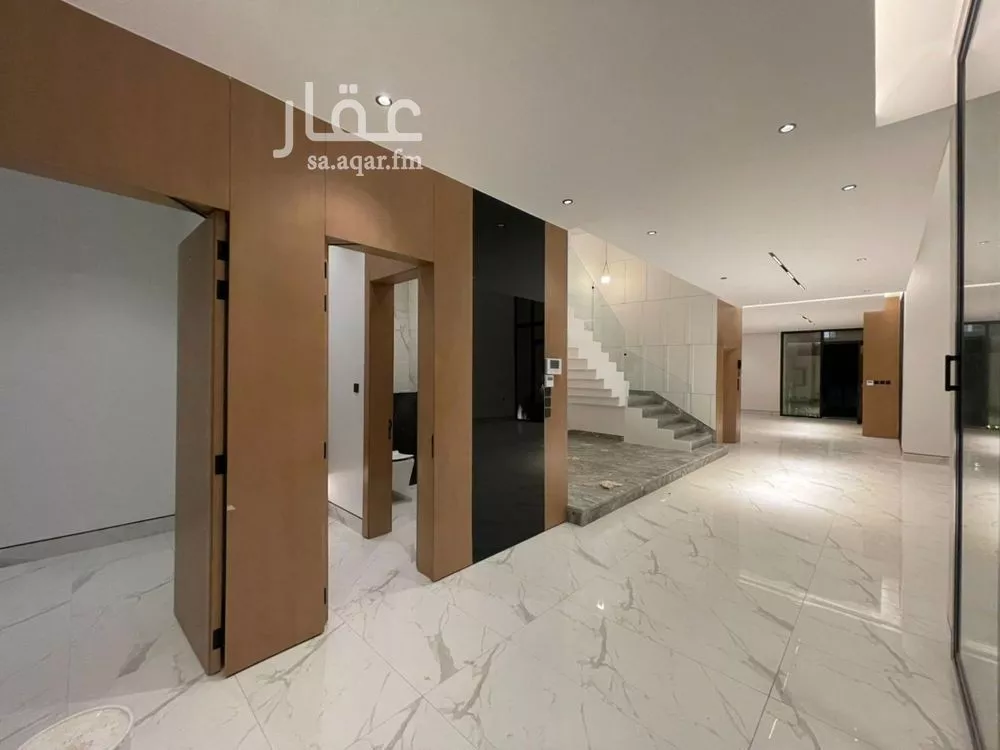 5 bedroom villa in Al Narjis 2