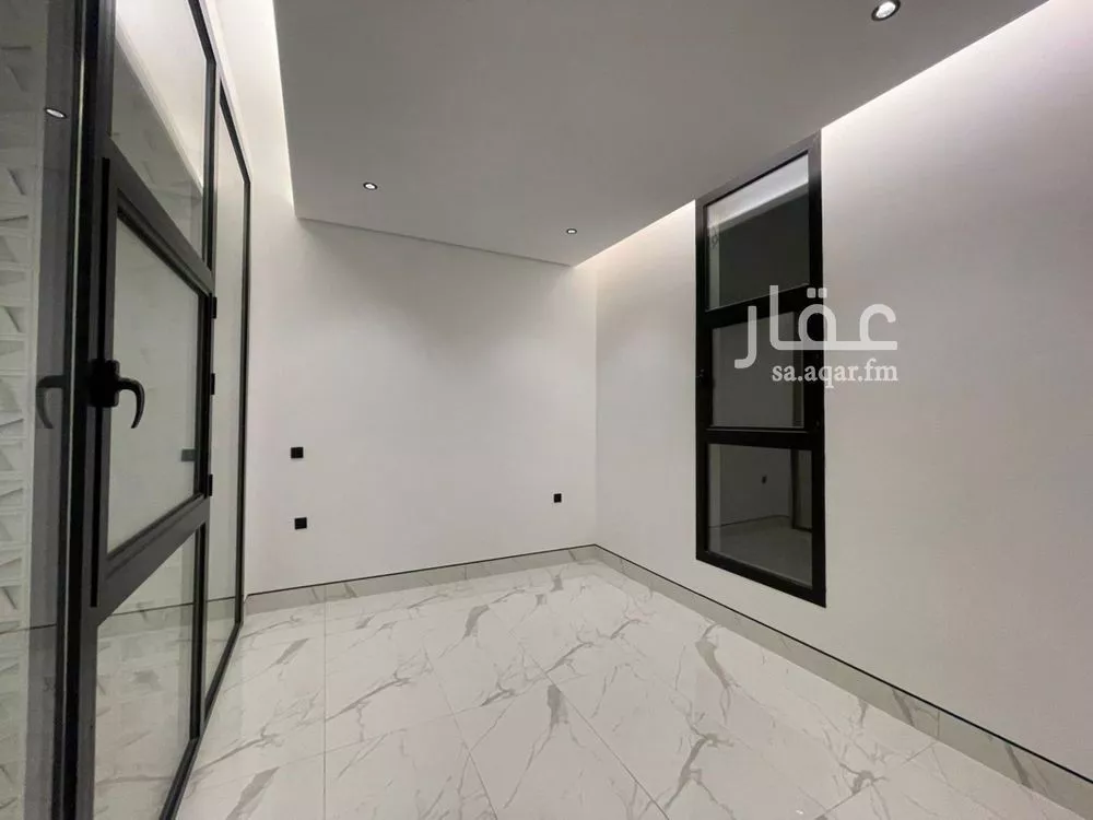 5 bedroom villa in Al Narjis 13