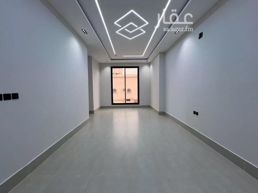 6 bedroom villa in Al Uraija Al Gharbiyah 9