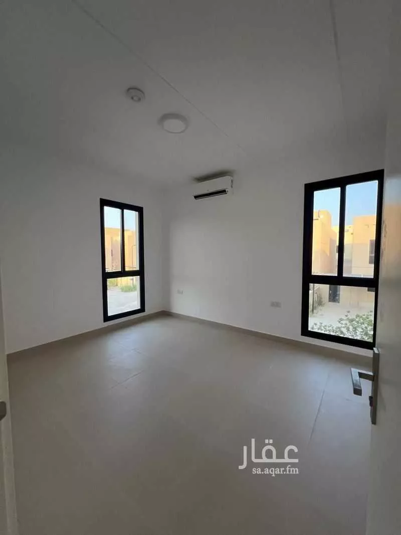 فيلا 4 غرف في المونسية 7