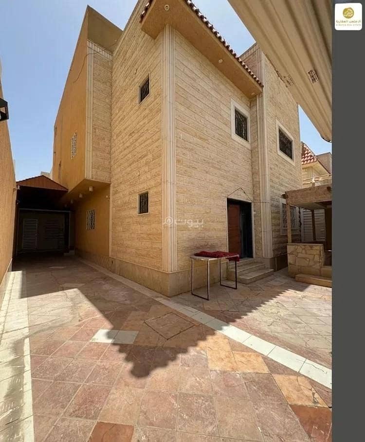 7 bedroom villa in At Taawon, Riyadh 19