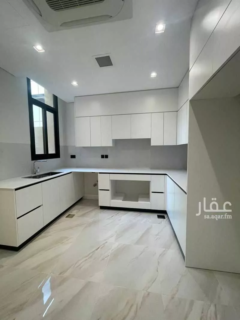 4 bedroom villa in Sidrah 8