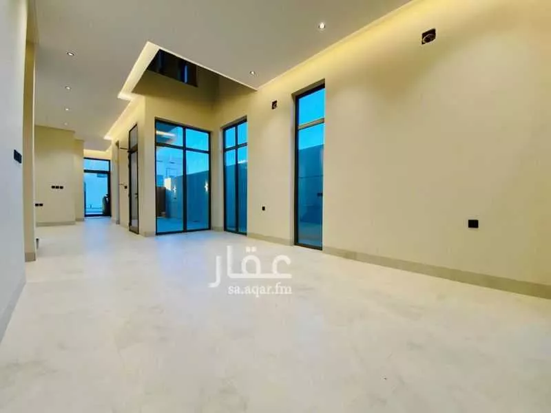 5 bedroom villa in Al Mahdiyyah 14