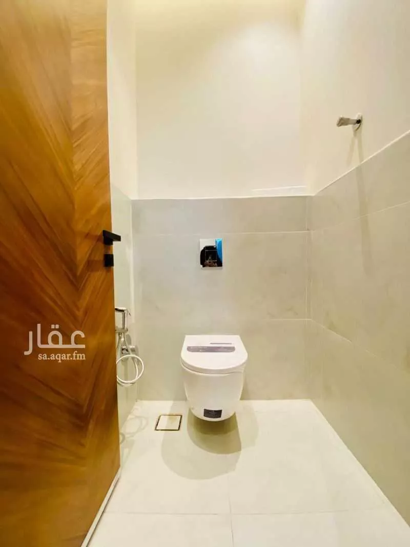 5 bedroom villa in Al Mahdiyyah 16