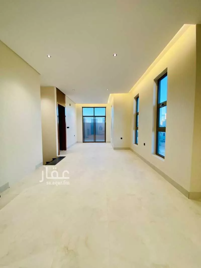 5 bedroom villa in Al Mahdiyyah 19