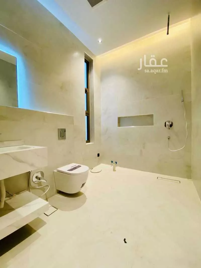 5 bedroom villa in Al Mahdiyyah 22