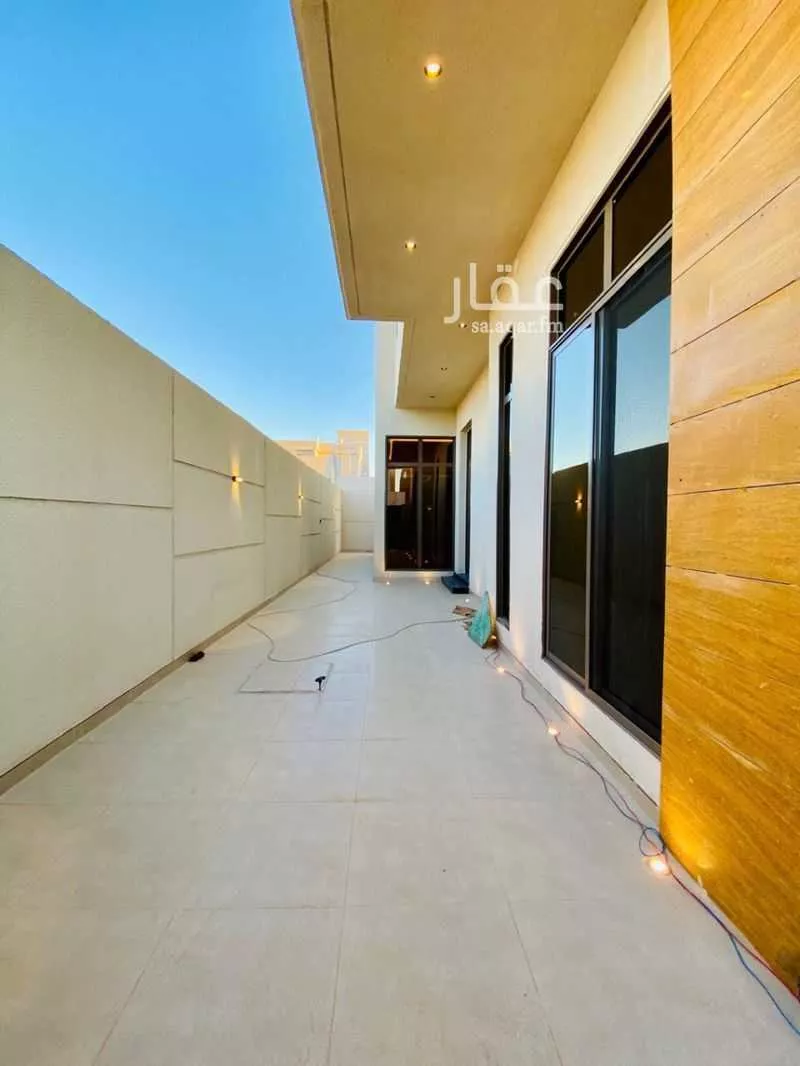 5 bedroom villa in Al Mahdiyyah 4