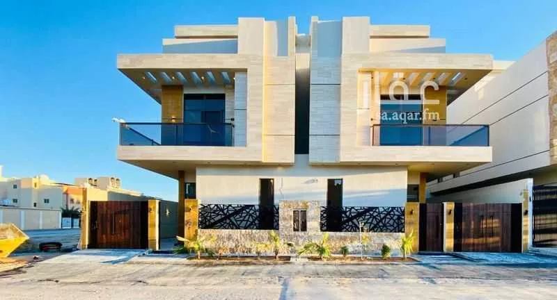 5 bedroom villa in Al Mahdiyyah 5