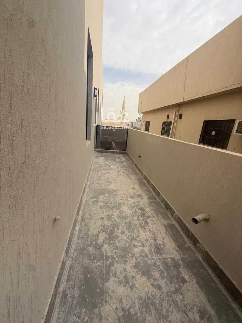 5 bedroom villa in King Faisal 13