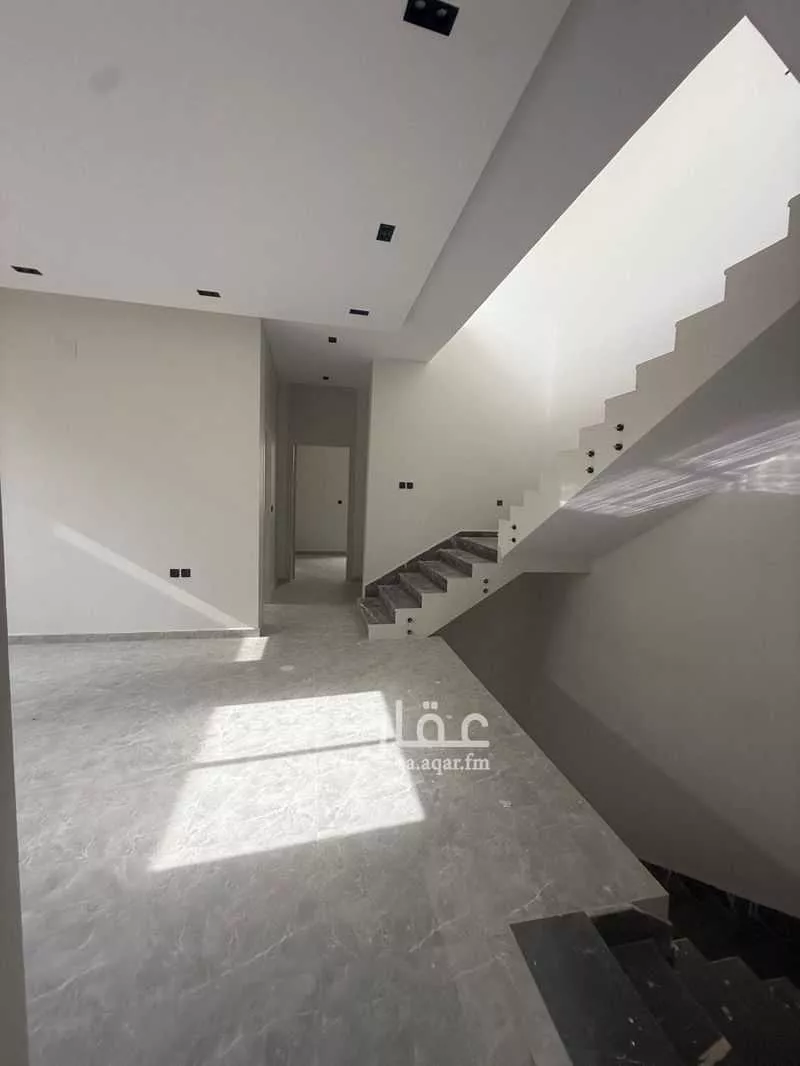 5 bedroom villa in King Faisal 15