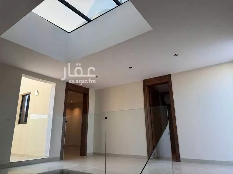 فيلا 4 غرف في العارض 19