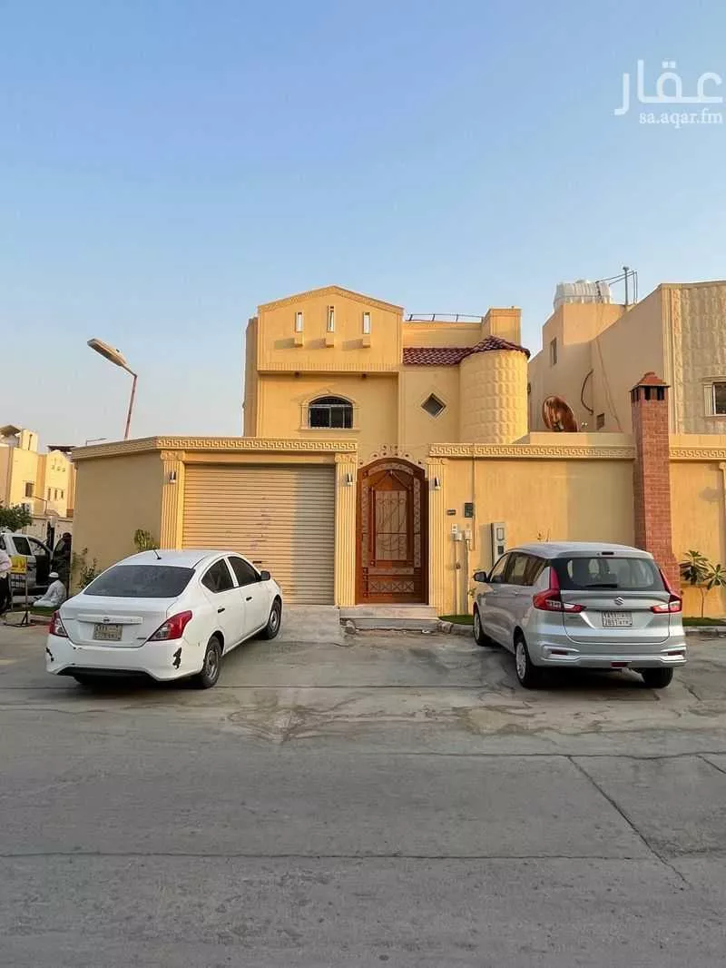 6 bedroom villa in Ishbiliyah 4