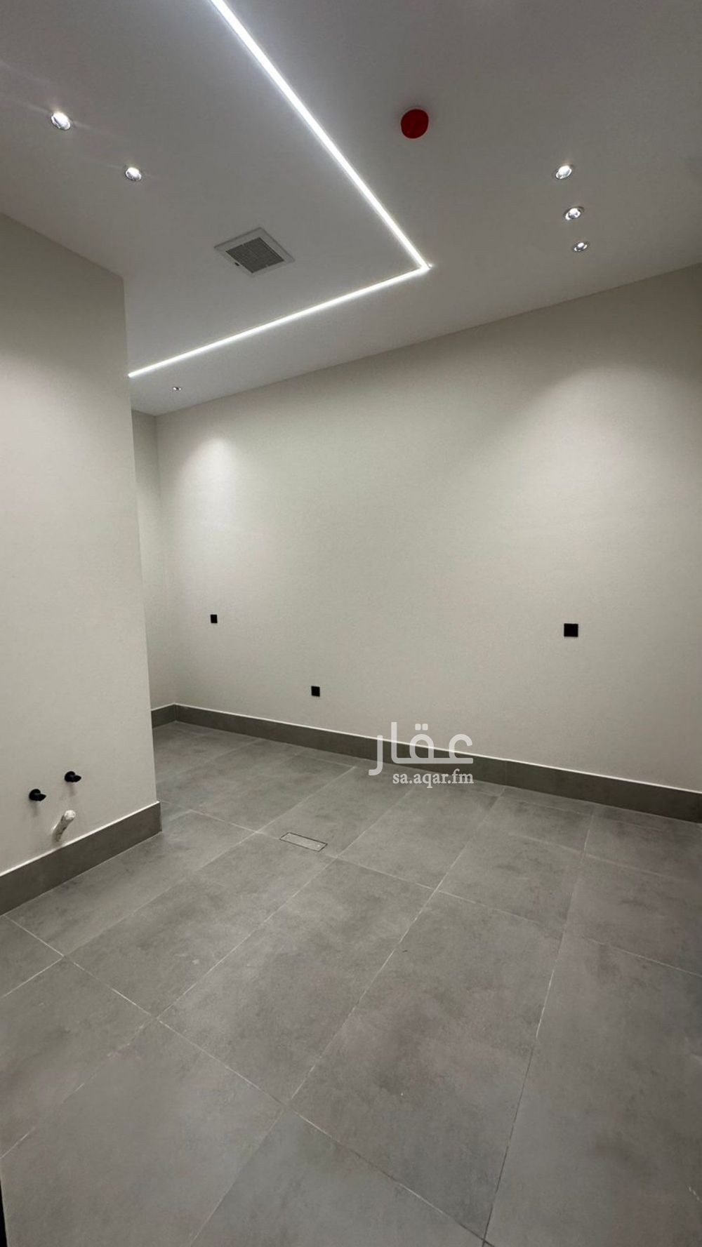 4 bedroom apartment in Dhahrat Laban, Riyadh 11