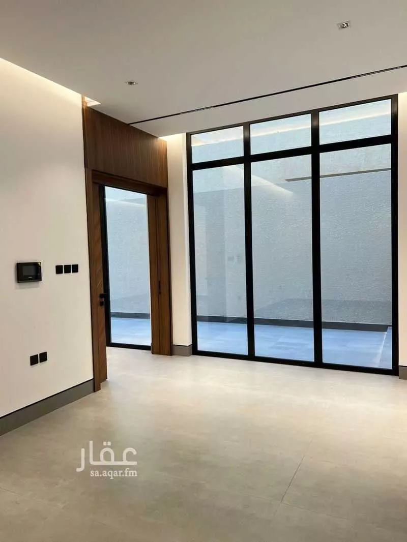 فيلا 4 غرف في العارض 5