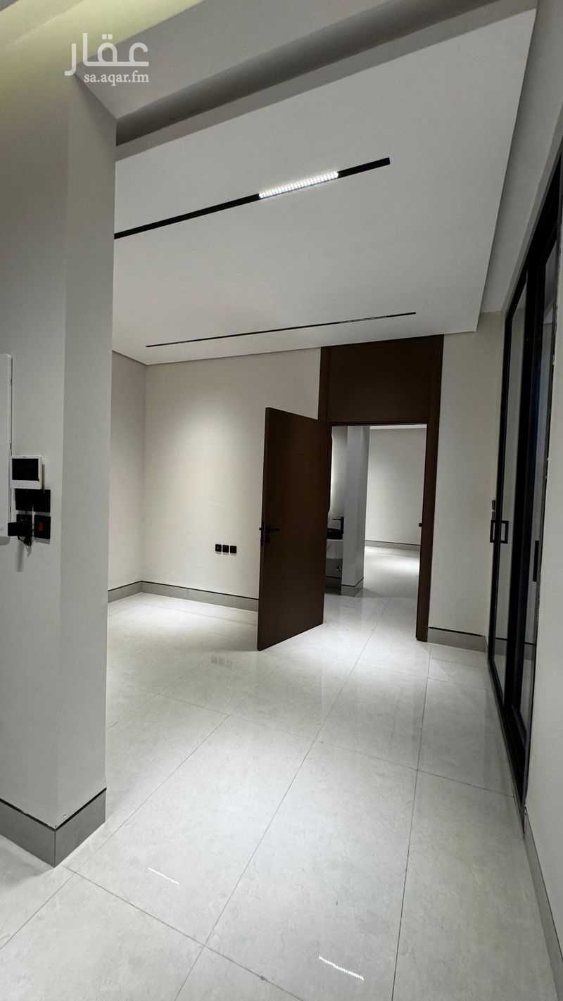 5 bedroom villa in Al Uraija Al Gharbiyah 13
