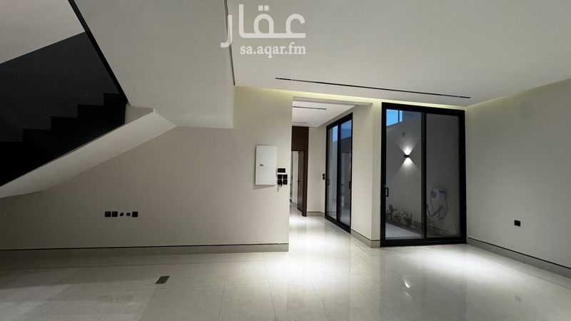5 bedroom villa in Al Uraija Al Gharbiyah 6