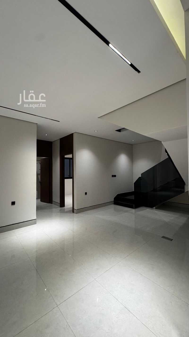 5 bedroom villa in Al Uraija Al Gharbiyah 9