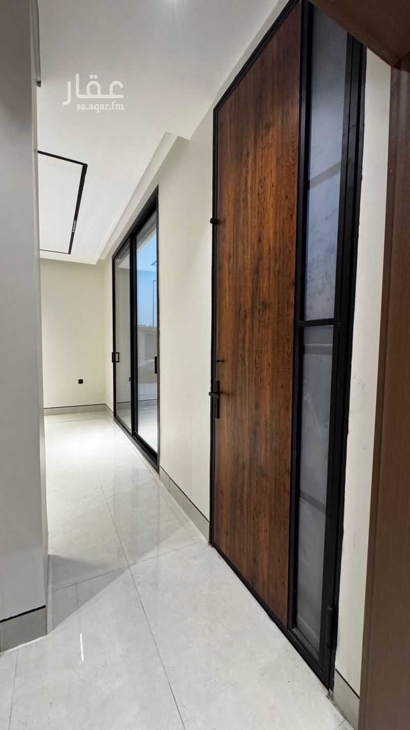 5 bedroom villa in Al Uraija Al Gharbiyah 8