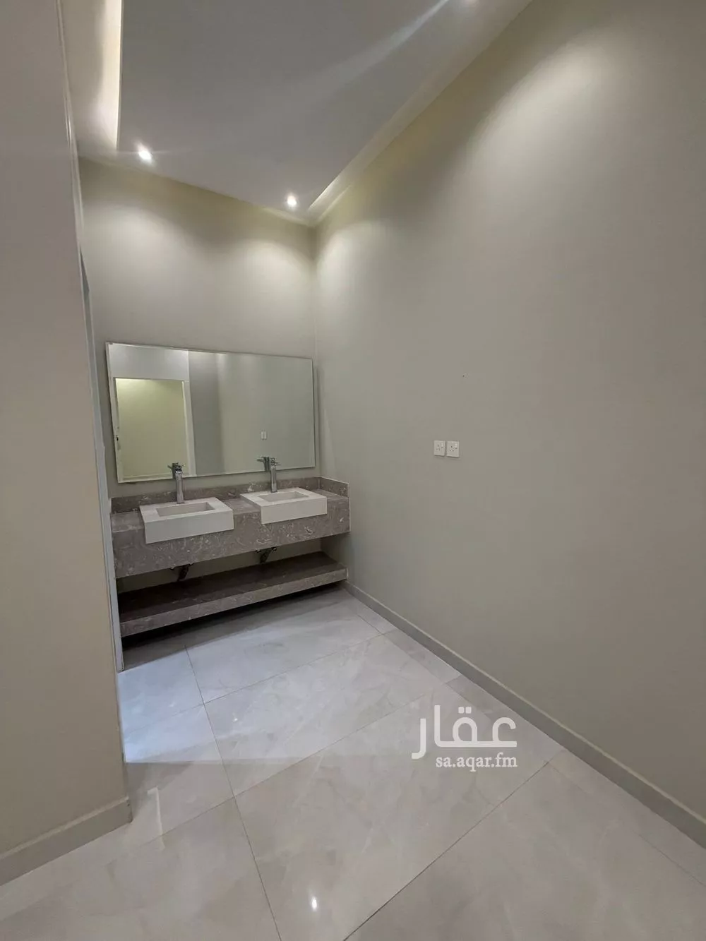 فيلا 7 غرف في الرمال 4